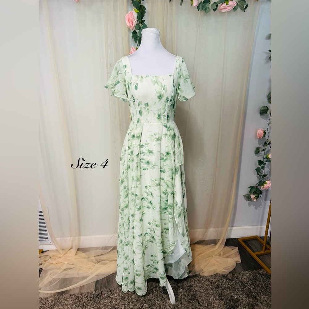 Chic Green Floral Maxi Dress